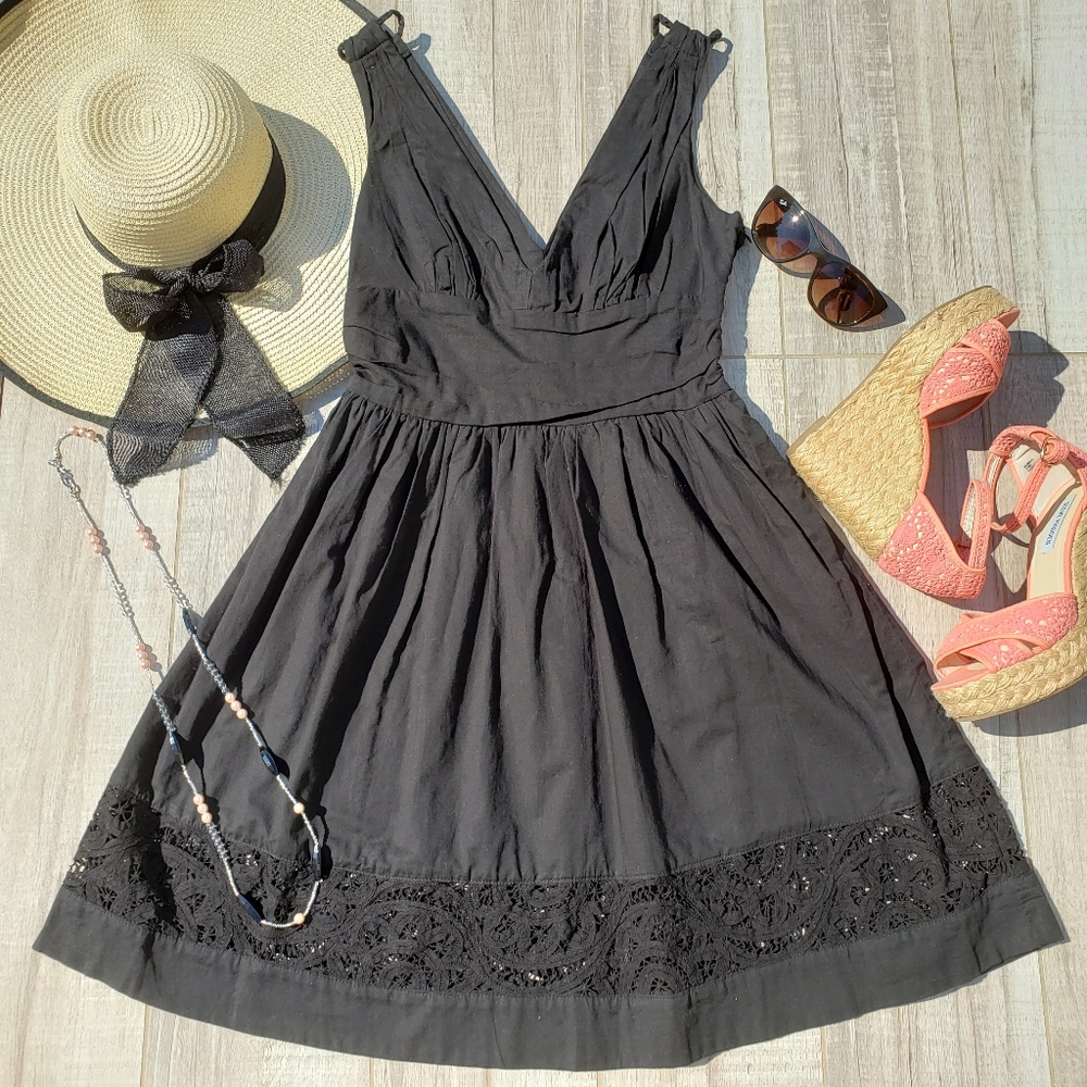 NWOT BB Dakota Black Cotton Sundress Size 6 V Neck